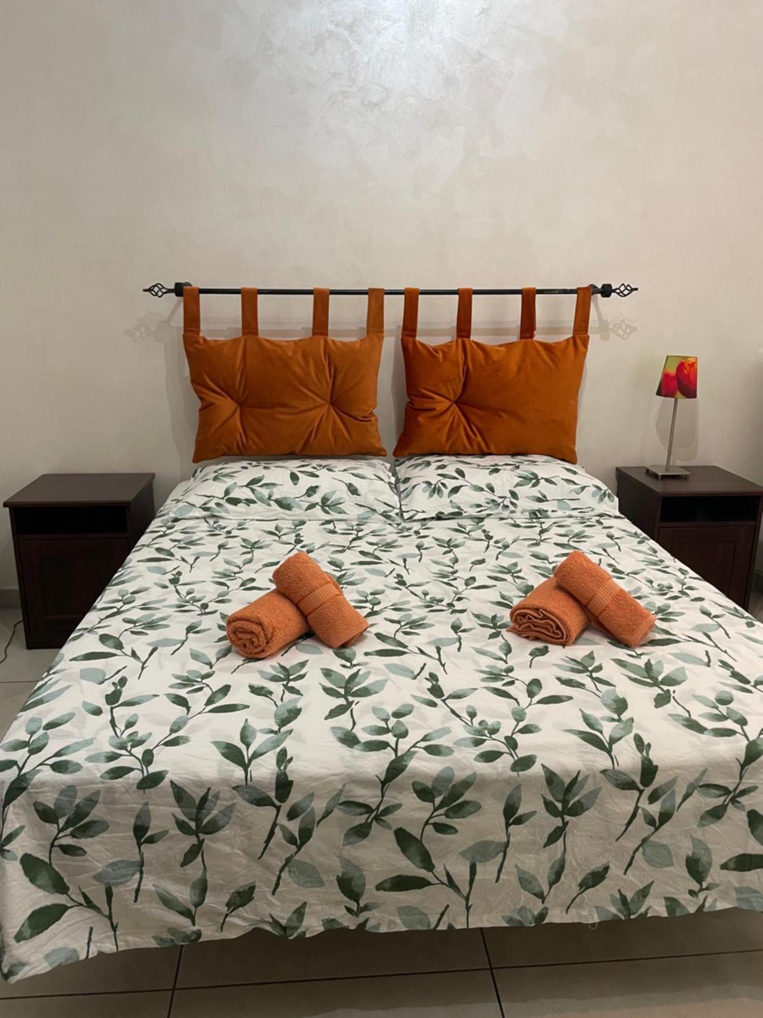 Home With Parking Near The Airport And Beach Fiumicino Exterior photo